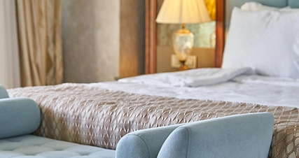 Dormitorio climatizado con aire acondicionado split CoolSmart